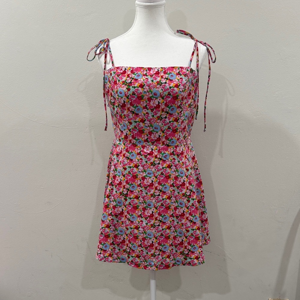 NWT Princess Polly Floral Shoulder Tie Mini Dress – NWT – Size 10